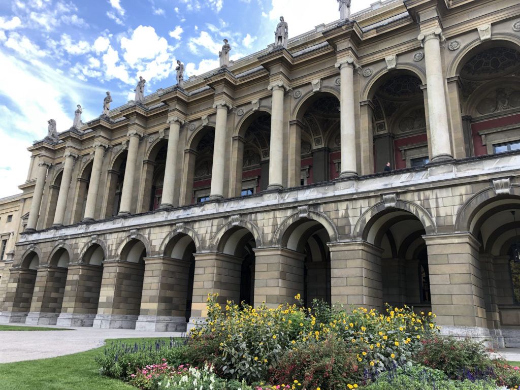 An insider's guide on the BEST places to visit in Munich: hidden gems, restaurants, events, and more.